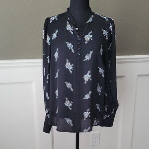 Ann Taylor Black and Gold Patterned Blouse